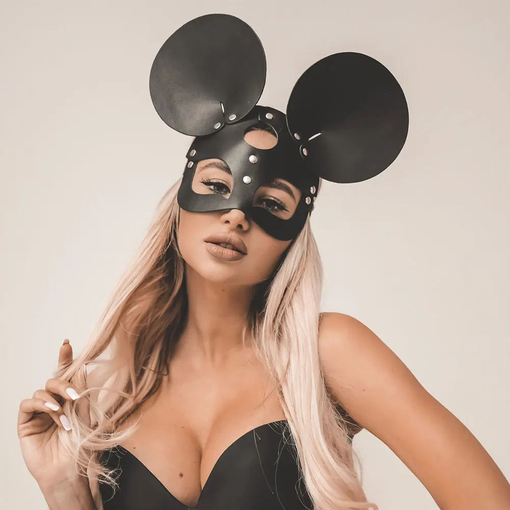 Gothic Party Supplies Cosplay Mouse Ears Masks For Half Face Women Halloween Sexy Bunny Punk Style Leather Bar Nightclub Costume
Gothic Party Supplies Cosplay Mouse Ears Masks For Half Face Women Halloween Sexy Bunny Punk Style Leather Bar Nightclub Costume