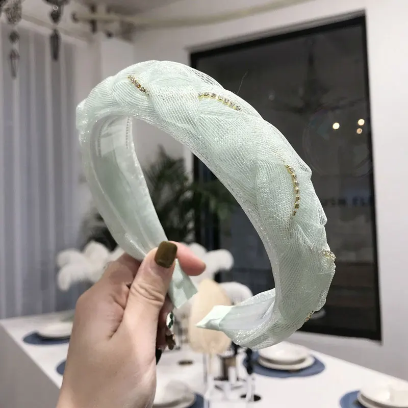 Korean Lace Mesh Headband Twist Braid Chain Hair Hoop Elegant Women Hair Accessories Solid Color Wide Brimmed Head Hoop Hairband
Korean Lace Mesh Headband Twist Braid Chain Hair Hoop Elegant Women Hair Accessories Solid Color Wide Brimmed Head Hoop Hairband