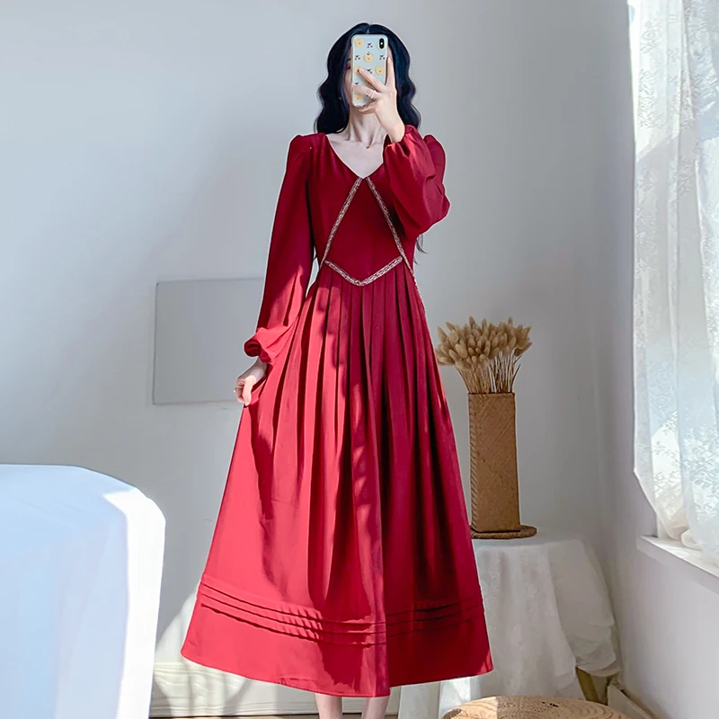 Women Puff Long Sleeve Pleated Red Long Vintage Dresses 2021 New Spring Korean Midi Dress High Waist Vestidos
Women Puff Long Sleeve Pleated Red Long Vintage Dresses 2021 New Spring Korean Midi Dress High Waist Vestidos