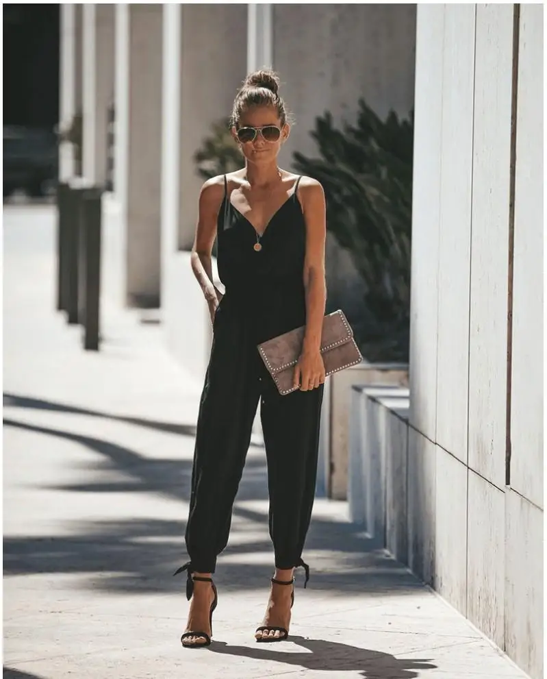 Dress2019 ebay Amazon cross-border European and American women's summer hot sexy suspenders piece pants printing 8504 
Dress2019 ebay Amazon cross-border European and American women's summer hot sexy suspenders piece pants printing 8504