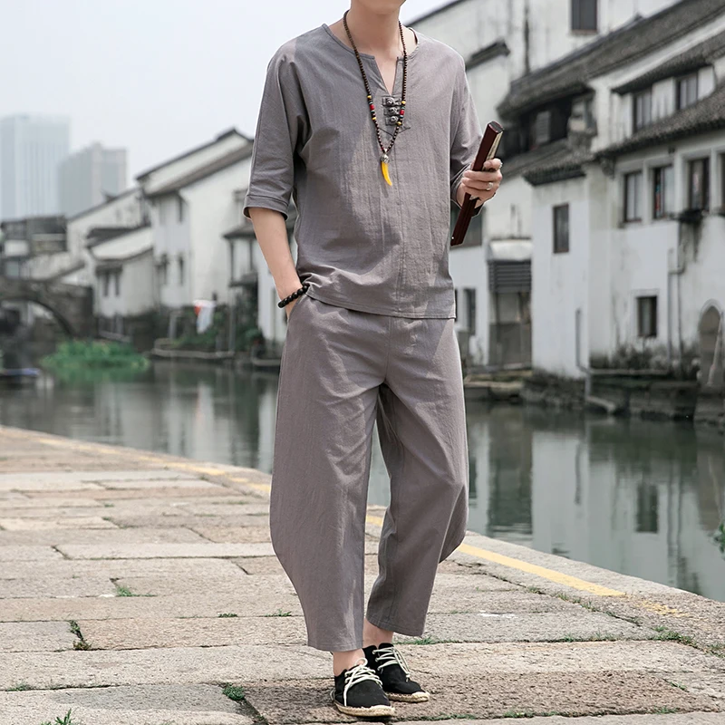 Chinese Style Cotton Linen Loose Men Suit Casual 2 Pieces Vintage Men Sets Homewear O Neck Half Sleeve Tops & Pants Streetwear
Chinese Style Cotton Linen Loose Men Suit Casual 2 Pieces Vintage Men Sets Homewear O Neck Half Sleeve Tops & Pants Streetwear
