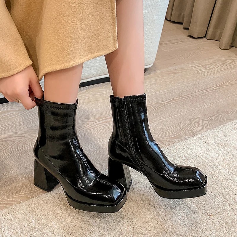 Women's High-heeled Ankle Boots Fashion Thick-soled British Style Women's Boots Autumn Winter Zipper Thick-heeled Women's Shoes
Women's High-heeled Ankle Boots Fashion Thick-soled British Style Women's Boots Autumn Winter Zipper Thick-heeled Women's Shoes