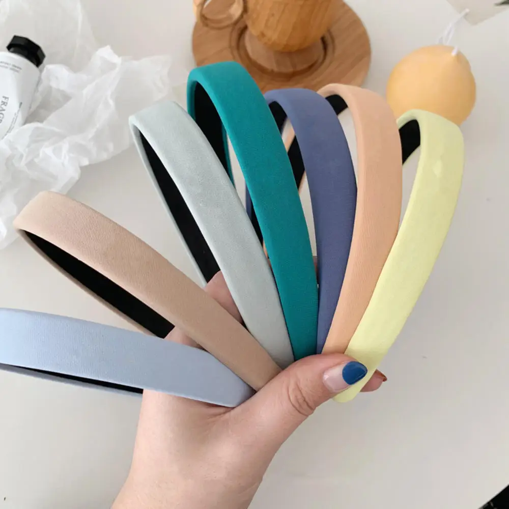 Newest Purple Hairband Fashion Women Fabric Colorful Headband Ladies Hair Band Hoop DIY Hair Accessories Makeup Home Headdress
Newest Purple Hairband Fashion Women Fabric Colorful Headband Ladies Hair Band Hoop DIY Hair Accessories Makeup Home Headdress