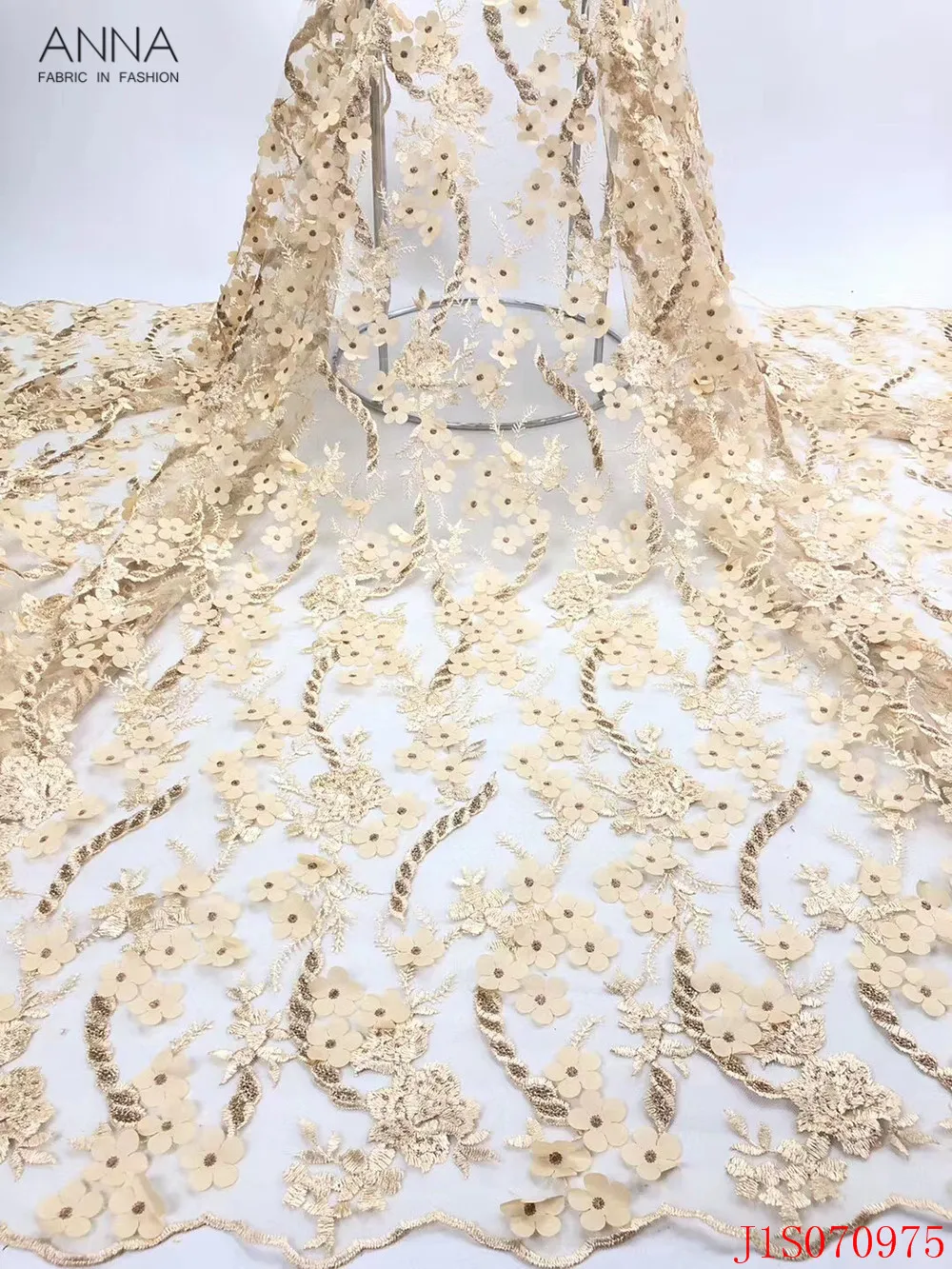 Anna latest 2021 african 3d lace fabric high quality embroidery french net laces applique nigerian tulle fabrics 5 yards/piece
Anna latest 2021 african 3d lace fabric high quality embroidery french net laces applique nigerian tulle fabrics 5 yards/piece