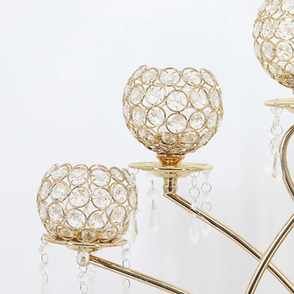 European style wedding crystal candle holder golden handicraft decoration creative retro 5 pieces Candlestick
European style wedding crystal candle holder golden handicraft decoration creative retro 5 pieces Candlestick