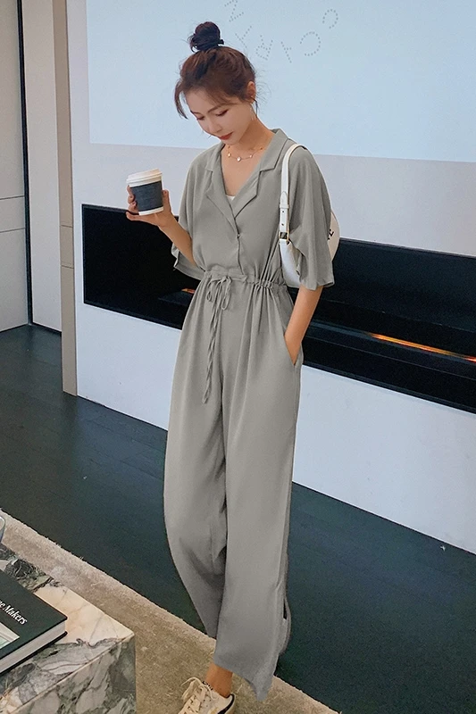 Summer Thin Wide Leg Jumpsuit Women Fashion Elegant Korean Slim Casual Short Sleeve Drawstring Waist One Piece Pants Overalls
Summer Thin Wide Leg Jumpsuit Women Fashion Elegant Korean Slim Casual Short Sleeve Drawstring Waist One Piece Pants Overalls