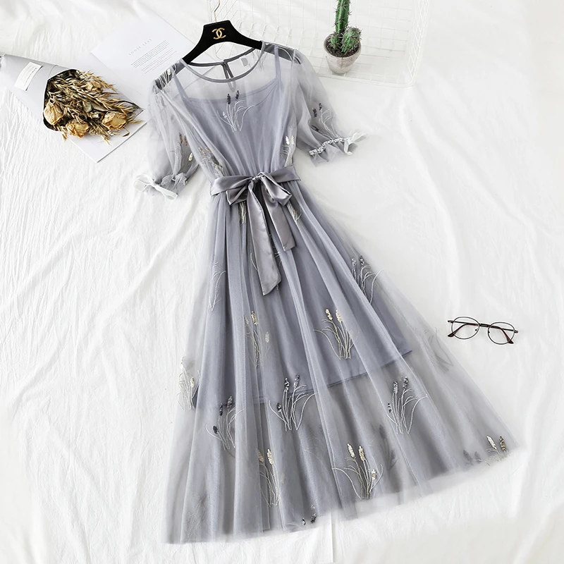 2021 Summer New Arrivals Embroidered Mesh Dress Women Two-piece Sets Sweet Sashes Sequined Dress O-Neck Bow Gazue Party Dresses
2021 Summer New Arrivals Embroidered Mesh Dress Women Two-piece Sets Sweet Sashes Sequined Dress O-Neck Bow Gazue Party Dresses