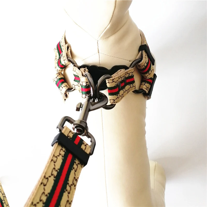 Luxury dog leash collars, small and medium-sized dogs, chest straps, dog collars, personalized dog collars, dog accessories
Luxury dog leash collars, small and medium-sized dogs, chest straps, dog collars, personalized dog collars, dog accessories