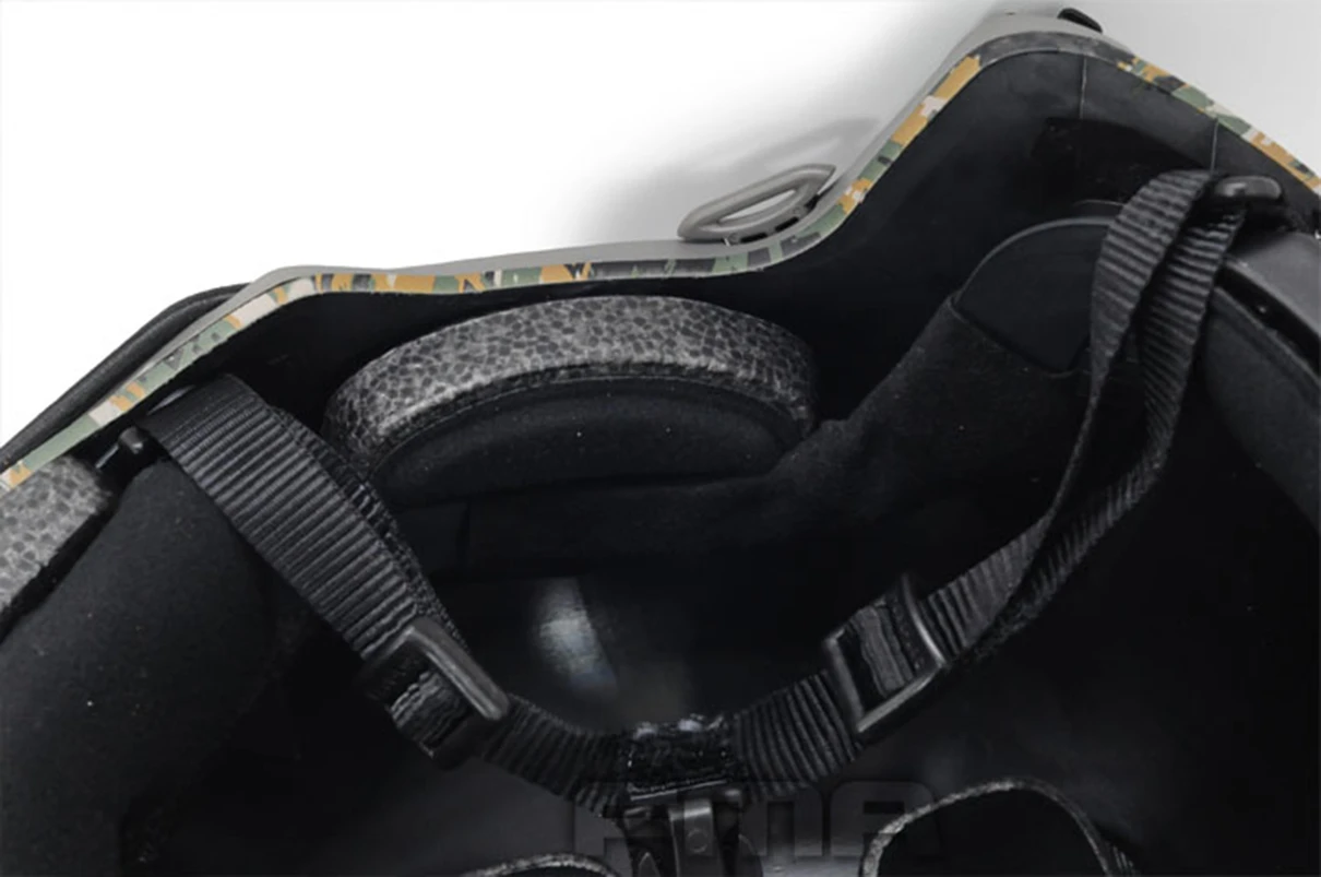 TB-FMA tactical helmet outdoor miltiary hunting OPS-CORE FAST moutntain M Lhelmet half-covered SW Tb462
TB-FMA tactical helmet outdoor miltiary hunting OPS-CORE FAST moutntain M Lhelmet half-covered SW Tb462