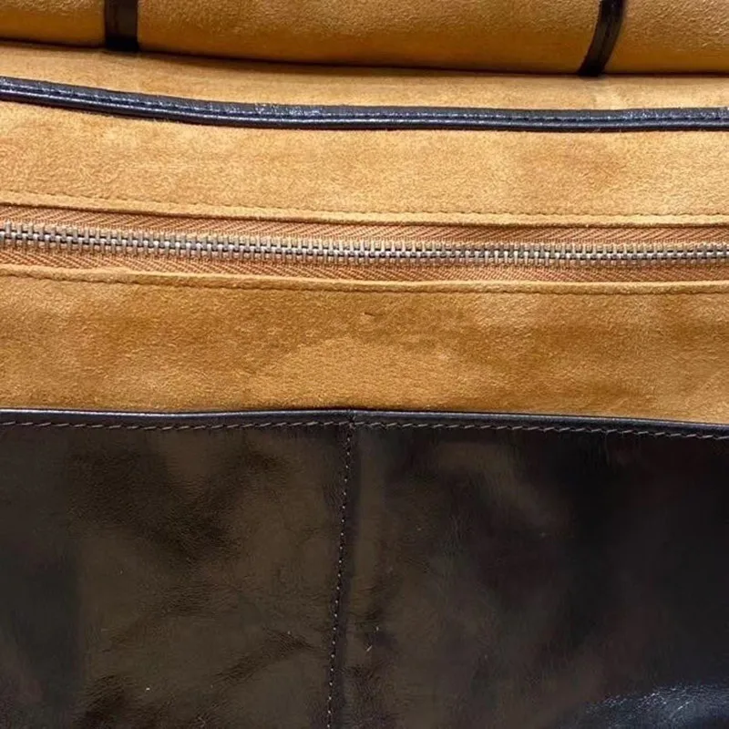 Leather woven bag spring and summer 2020 new oil wax leather large capacity armpit bag small CK women's bag cloud bag
Leather woven bag spring and summer 2020 new oil wax leather large capacity armpit bag small CK women's bag cloud bag