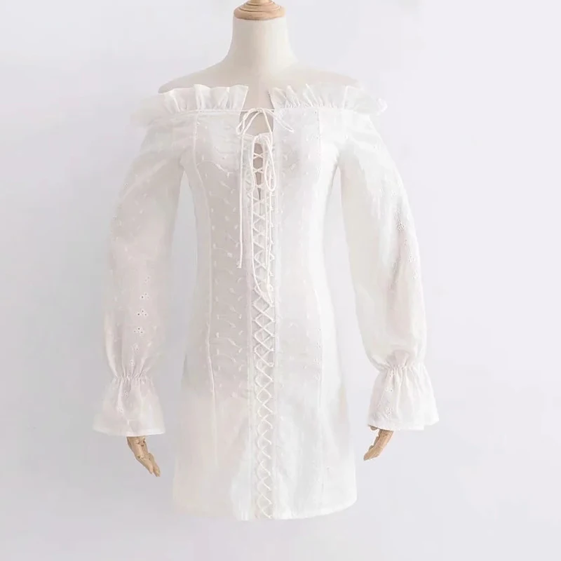 MosiMolly Sexy White Cotton Embroidery Dress Off Shoulder Lace Up Mini Dress Ruffle Cotton Dress Party Dress Vestidos
MosiMolly Sexy White Cotton Embroidery Dress Off Shoulder Lace Up Mini Dress Ruffle Cotton Dress Party Dress Vestidos