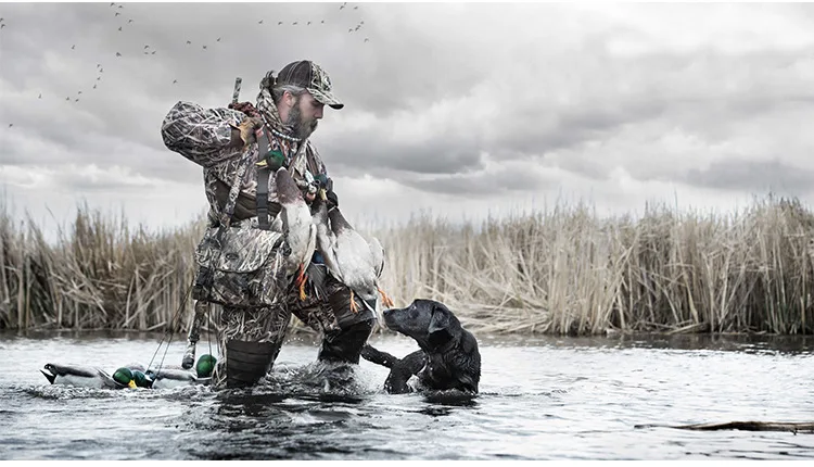 Simulation animal model floating duck hunting decoy duck hunting floating plastic toys Decoration
Simulation animal model floating duck hunting decoy duck hunting floating plastic toys Decoration