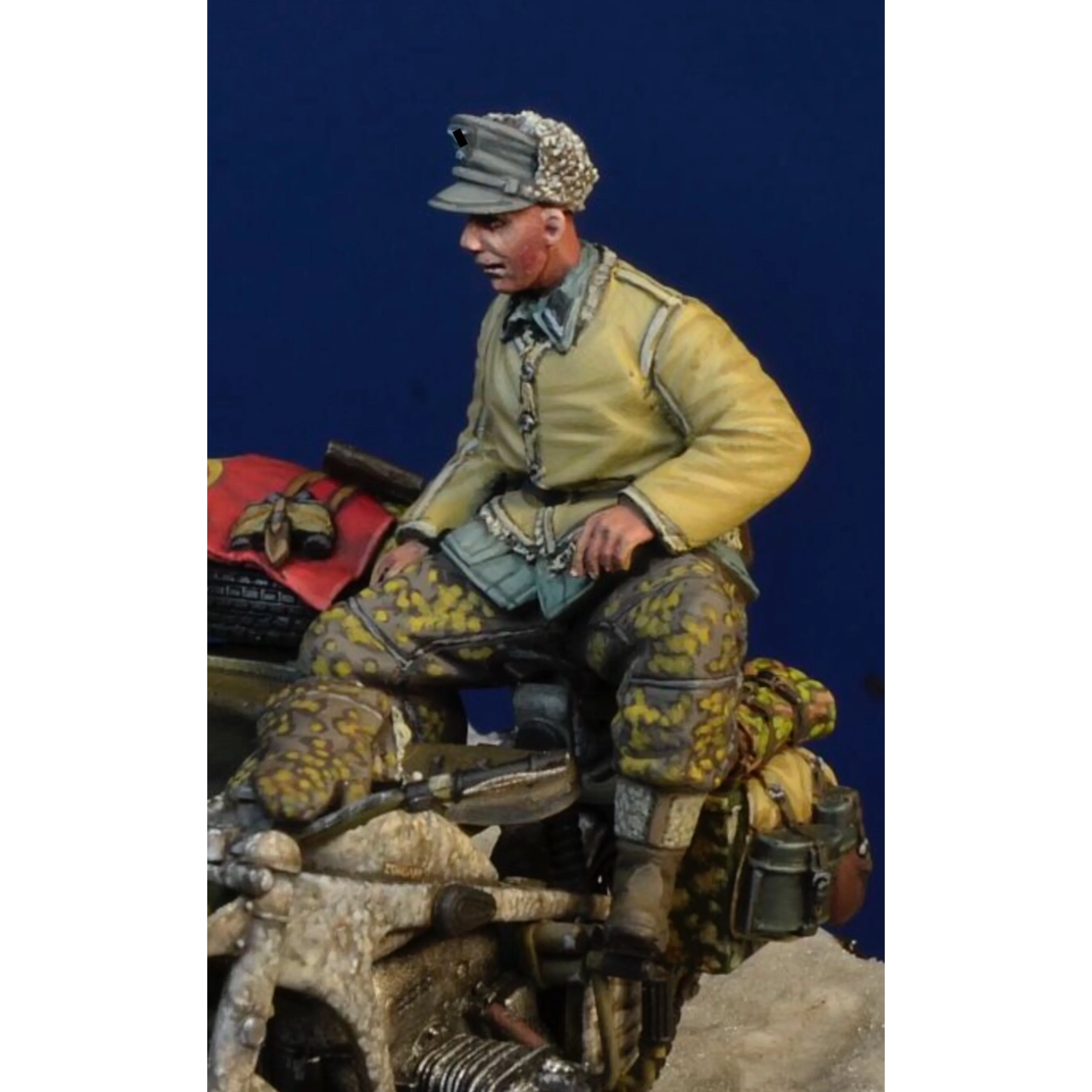 1/35 Resin Model Figure GK,There is no motorcycle , Unassembled and unpainted kit
1/35 Resin Model Figure GK,There is no motorcycle , Unassembled and unpainted kit