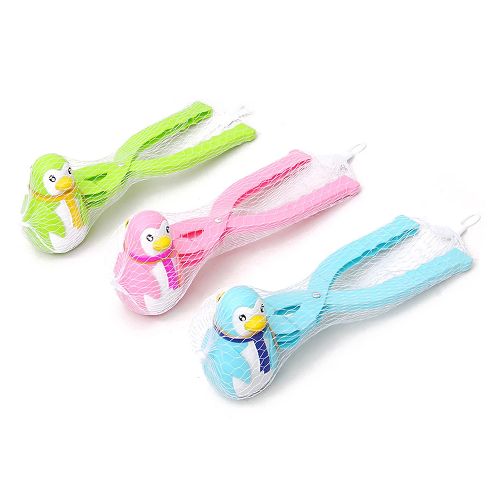 Lovely Snowball Maker Clip 3D Cartoon Penguin Shaped Snow Beach Playing Stencils Great Gifts for Children Snowball Maker Clip
Lovely Snowball Maker Clip 3D Cartoon Penguin Shaped Snow Beach Playing Stencils Great Gifts for Children Snowball Maker Clip