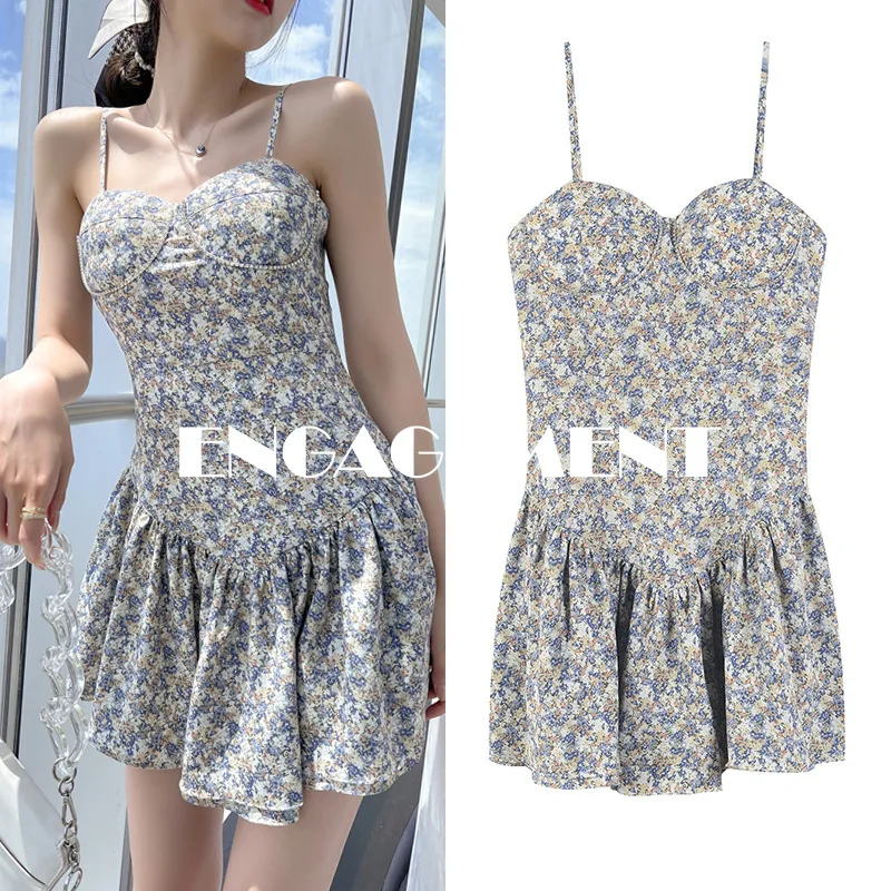 ENGAGEMENT 2021 Summer Ladies Irregular Ruffled Floral Suspenders Skirt Waist Ladies Slim
ENGAGEMENT 2021 Summer Ladies Irregular Ruffled Floral Suspenders Skirt Waist Ladies Slim