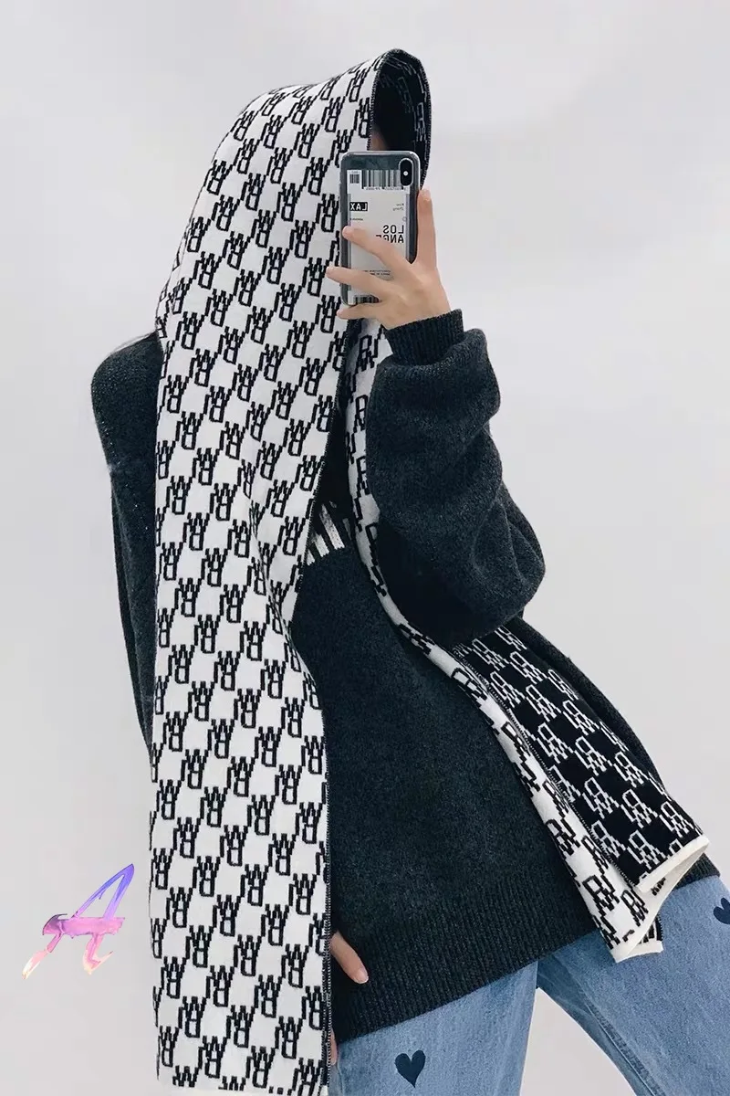 Best Quality Casual We11done Sleeve Muffler Scarf Best Quality Geometric Kniting Shawl Tonal Welldone Patch Plaque Scarf tee
Best Quality Casual We11done Sleeve Muffler Scarf Best Quality Geometric Kniting Shawl Tonal Welldone Patch Plaque Scarf tee