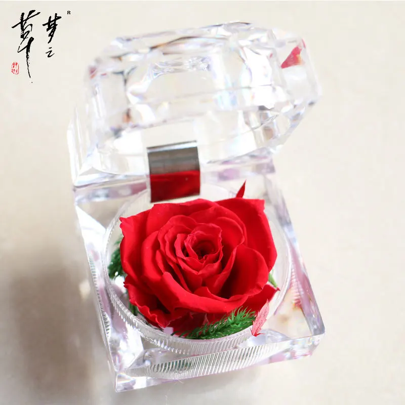 Crystal Acrylic Ring Box Rose Eternal flower gift box Valentine's Day confession gift Send girlfriend best friend rose decor
Crystal Acrylic Ring Box Rose Eternal flower gift box Valentine's Day confession gift Send girlfriend best friend rose decor