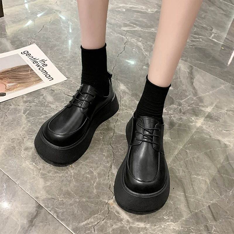 Women Oxfords 2021 Autumn Lace Up Derby Shoes Fashion Platform Loafers Women Classic Black PU Leather Chunky Flats Oxfords
Women Oxfords 2021 Autumn Lace Up Derby Shoes Fashion Platform Loafers Women Classic Black PU Leather Chunky Flats Oxfords