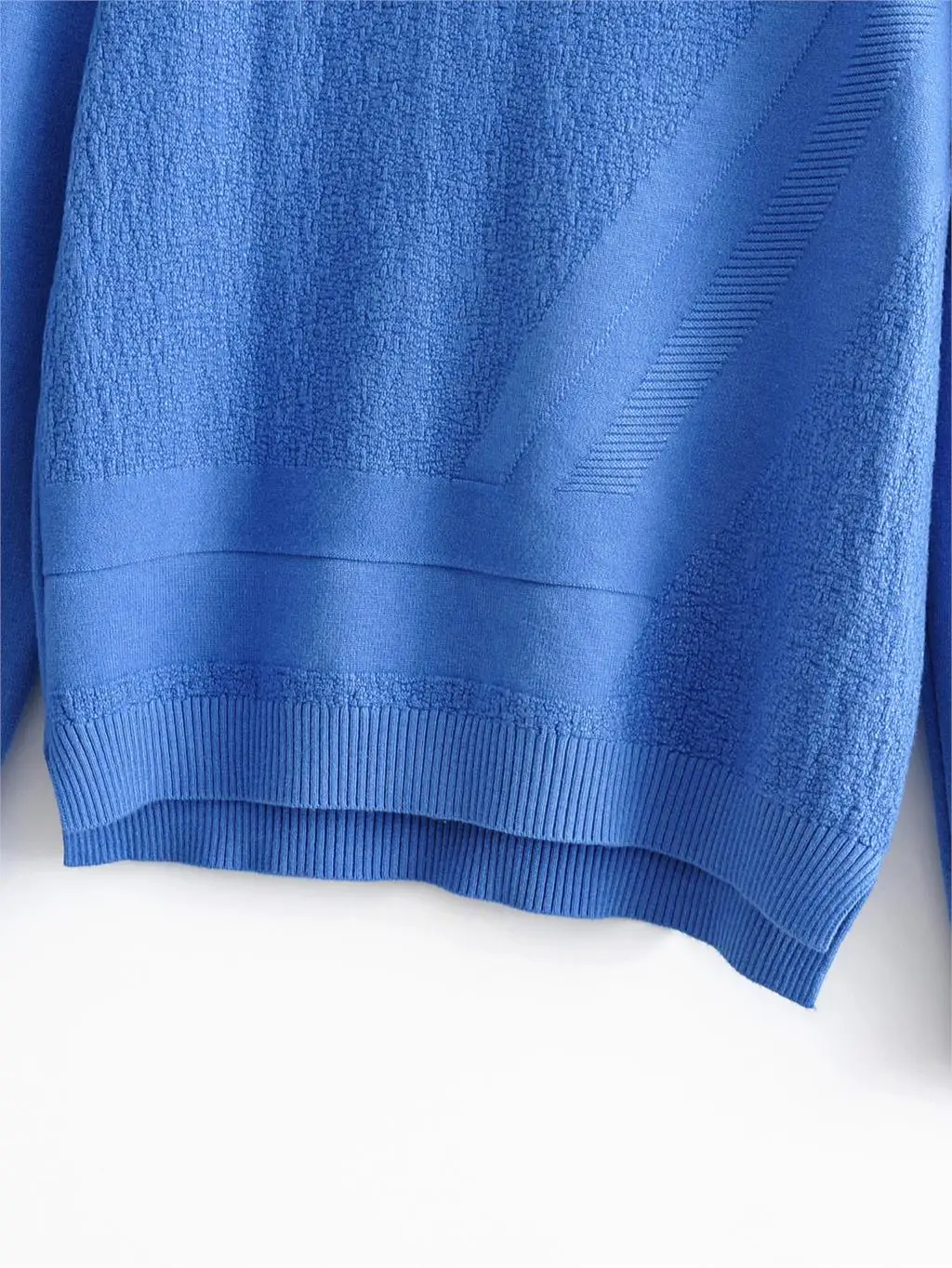 2020 New Fashion Brand Women Sweater Computer Knitted Casual Pullovers O-neck Solid Full Polyester Standard Regular
2020 New Fashion Brand Women Sweater Computer Knitted Casual Pullovers O-neck Solid Full Polyester Standard Regular