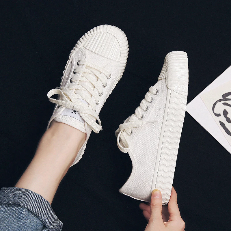 Solid Color Canvas Shoes Women's Sneakers Low Top Black Woman Vulcanized Shoes Casual White Lace Up Flat Shoes Ladies Summer New
Solid Color Canvas Shoes Women's Sneakers Low Top Black Woman Vulcanized Shoes Casual White Lace Up Flat Shoes Ladies Summer New