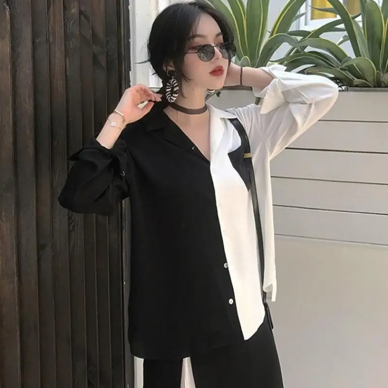 Color Patchwork Pockets Women Shirt Turn Down Collar Single Breasted Office Lady Top 2021 Autumn New Fashion Blouse
Color Patchwork Pockets Women Shirt Turn Down Collar Single Breasted Office Lady Top 2021 Autumn New Fashion Blouse