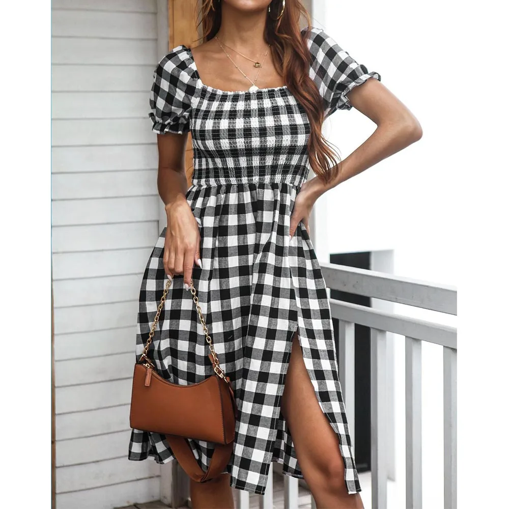 Women Princess Dress Plaid Grid Print Square Neck Puff Sleeve Summer Side Split Elegant Dress Vintage Ladies 2021 New Hot
Women Princess Dress Plaid Grid Print Square Neck Puff Sleeve Summer Side Split Elegant Dress Vintage Ladies 2021 New Hot