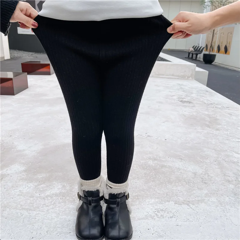 MILA CHOU 2021 Winter Baby Girls Thicken Warm velvet purfle Leggings Children's Fleece Wool Fit Pants Kids Trousers 
MILA CHOU 2021 Winter Baby Girls Thicken Warm velvet purfle Leggings Children's Fleece Wool Fit Pants Kids Trousers