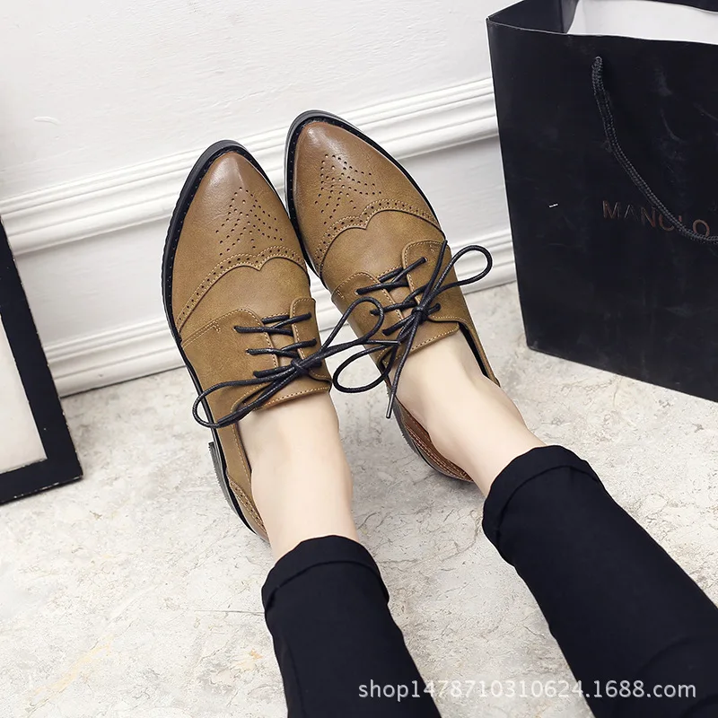 Pointed toe woman shoes lace-up bullock carving loafers low heel chunky shoes ladies preepy british style oxfords women flats
Pointed toe woman shoes lace-up bullock carving loafers low heel chunky shoes ladies preepy british style oxfords women flats