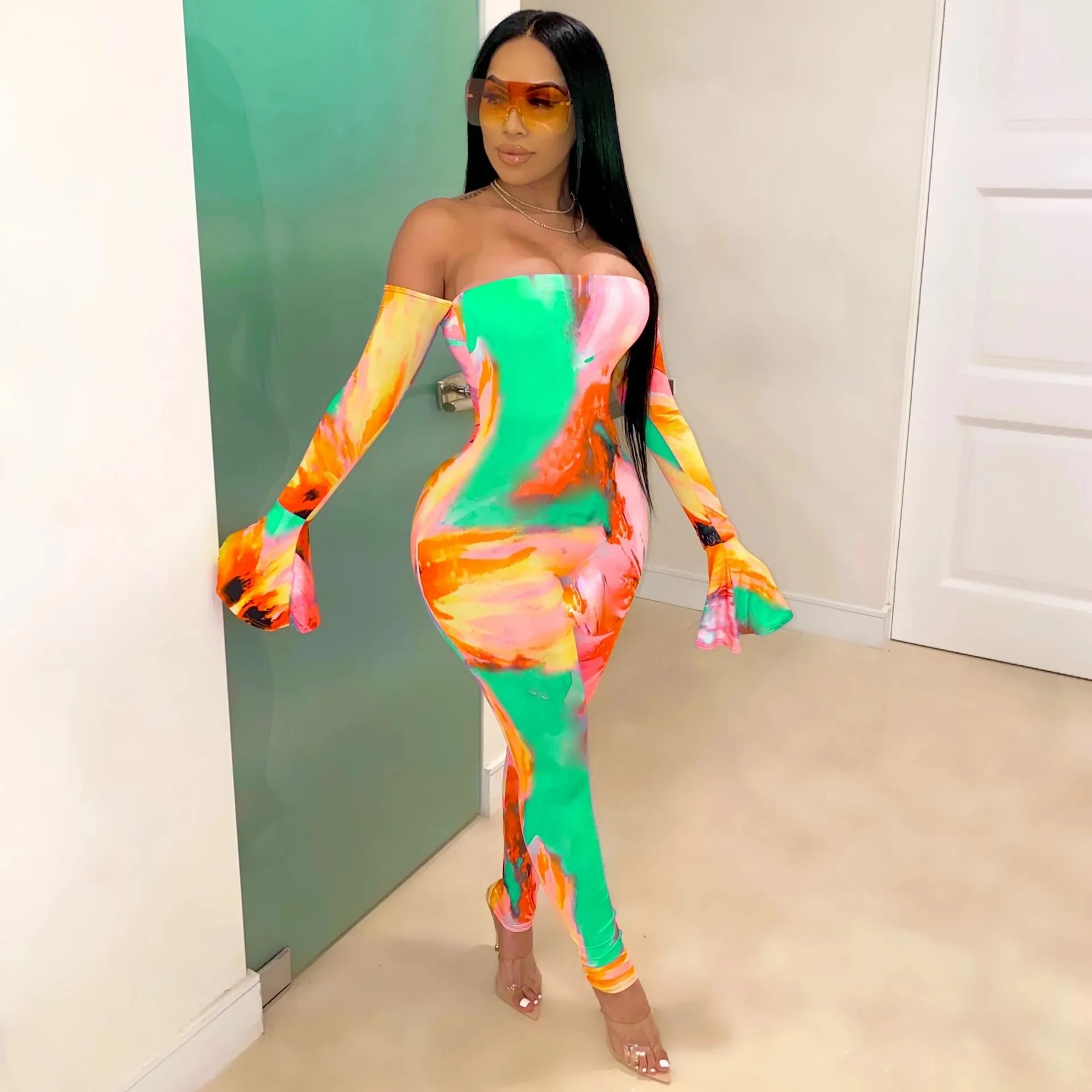 81Y8038 Autumn Winter Women Casual Streetwear Cool Print Flare Sleeve Bodycon Jumpsuit Playsuit Rompers Plus Size Hot
81Y8038 Autumn Winter Women Casual Streetwear Cool Print Flare Sleeve Bodycon Jumpsuit Playsuit Rompers Plus Size Hot