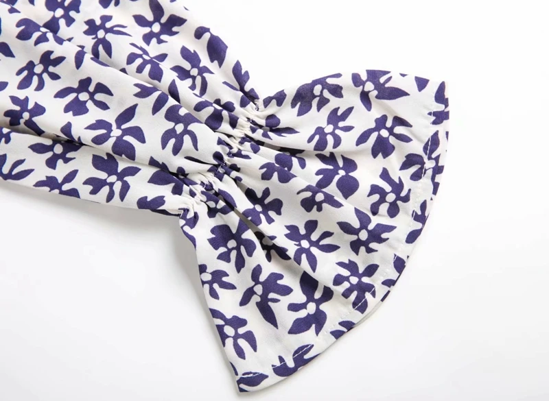 Women's Sexy Style Blouse Backless Floral Pattern Square Collar Puff Sleeve Summer
Women's Sexy Style Blouse Backless Floral Pattern Square Collar Puff Sleeve Summer