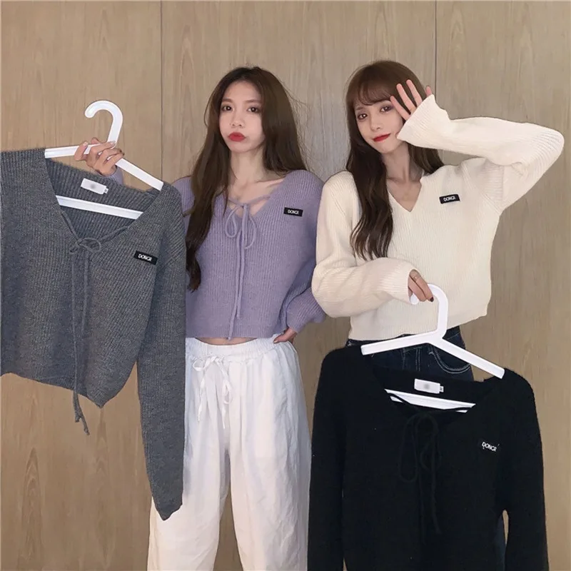 Women Fashion Autumn Sweater Top Clothes V-neck Tie Female Long-sleeved Knitted Sweater Ladies Light Breathable Short Sweater
Women Fashion Autumn Sweater Top Clothes V-neck Tie Female Long-sleeved Knitted Sweater Ladies Light Breathable Short Sweater