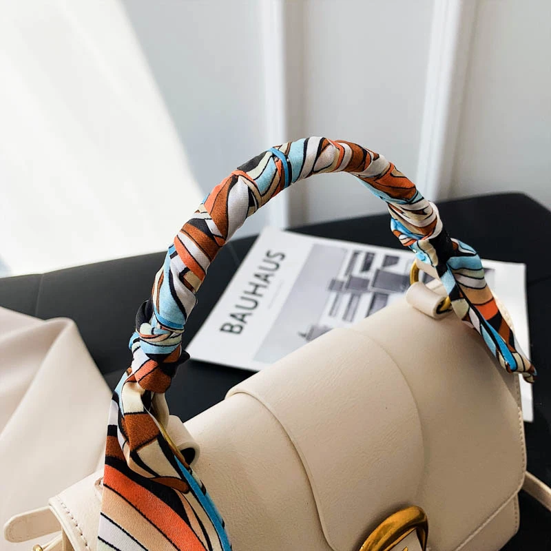 Totes Bags Women Large Capacity Handbags Women PU Shoulder Messenger Bag Female 2021 Fashion Daily Totes Lady Elegant Handbags
Totes Bags Women Large Capacity Handbags Women PU Shoulder Messenger Bag Female 2021 Fashion Daily Totes Lady Elegant Handbags