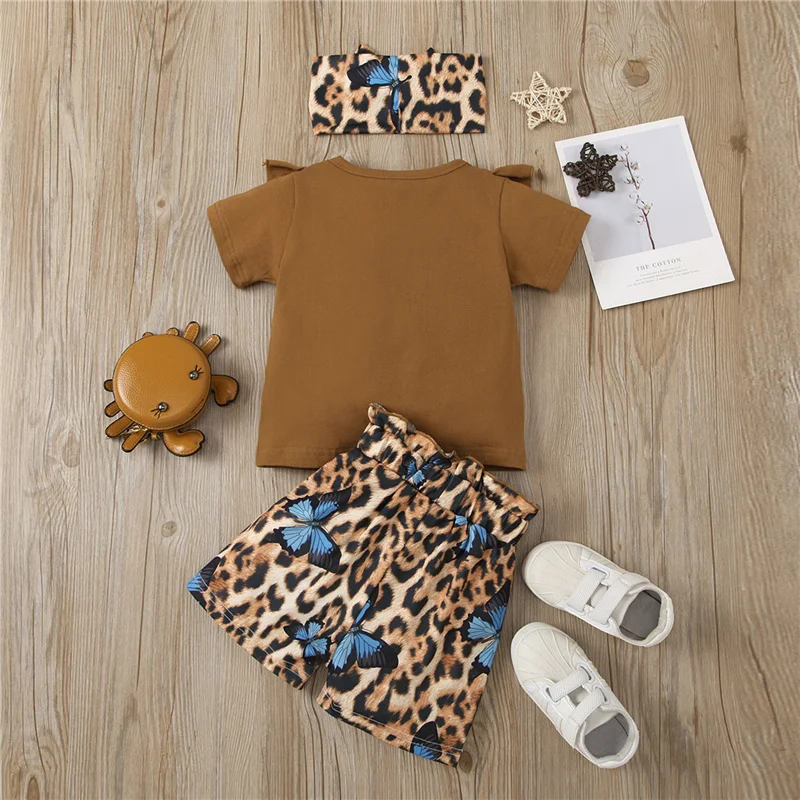 Baby Girl's Summer Fashion Suit 2pcs, Casual Round Neck Short Sleeve Ruffle T-shirt and Print Shorts for Birthday Party
Baby Girl's Summer Fashion Suit 2pcs, Casual Round Neck Short Sleeve Ruffle T-shirt and Print Shorts for Birthday Party
