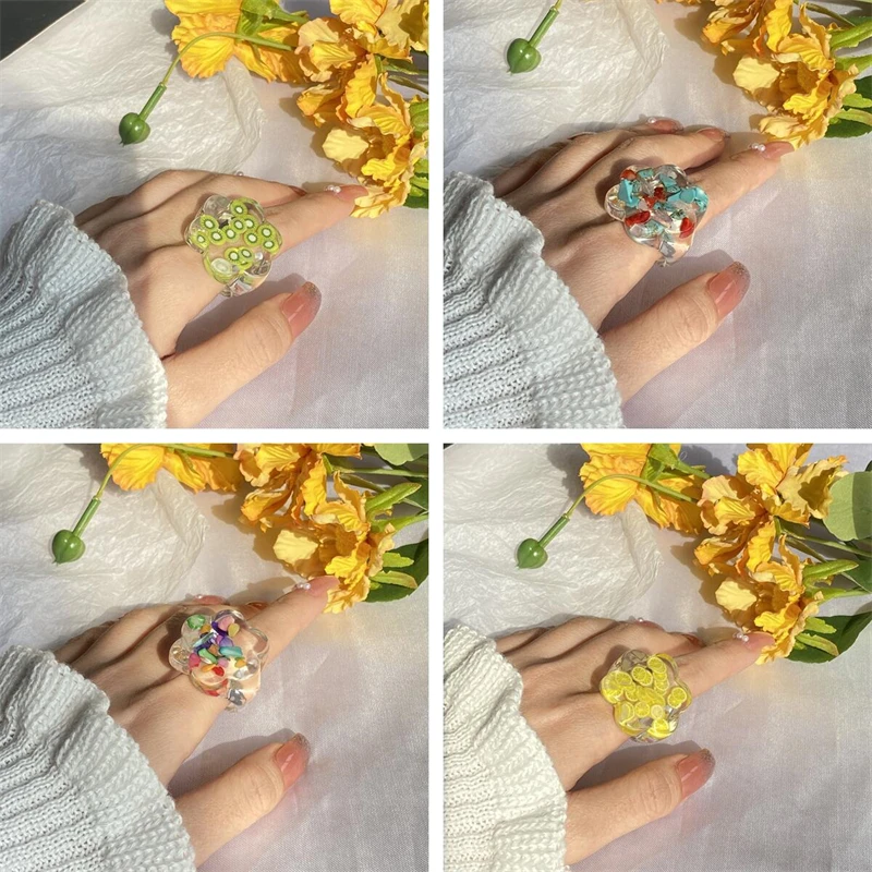 Bohemian Style Creative New Color Matching Flowers Strawberry Lemon Fruit Ring Simple Fashion Girlfriends Gifts Ladies Jewelry
Bohemian Style Creative New Color Matching Flowers Strawberry Lemon Fruit Ring Simple Fashion Girlfriends Gifts Ladies Jewelry