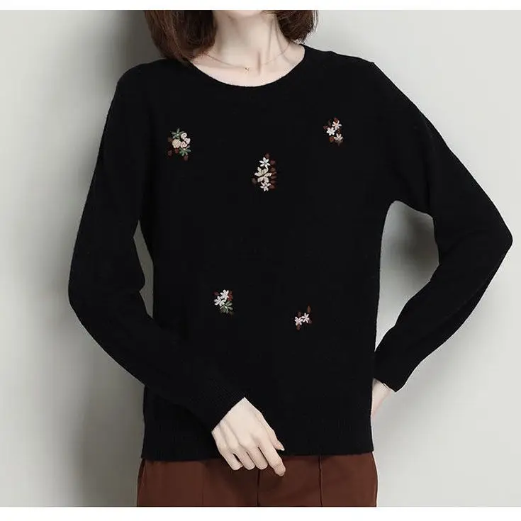 Women's new autumn and winter round neck T-shirt women's fashion embroidery needle versatile sweet loose Pullover
Women's new autumn and winter round neck T-shirt women's fashion embroidery needle versatile sweet loose Pullover