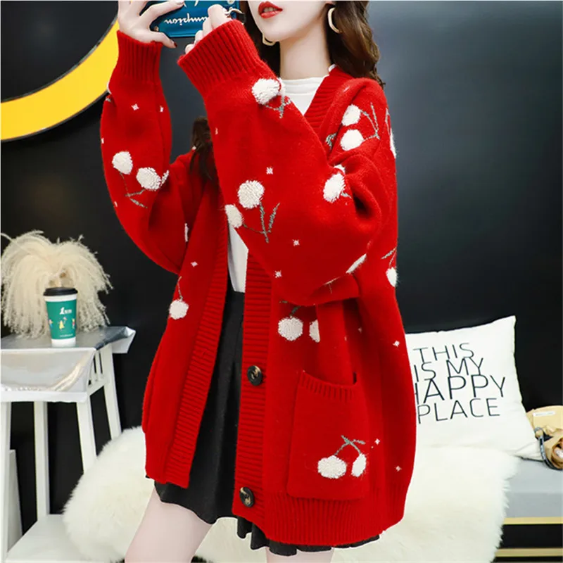 2021 Fashion Korean Woman Sweater Cardigan Jacket Winter Warm Knitwear Fruit Cherry Embroidery Knitted Autumn V Neck Oversize
2021 Fashion Korean Woman Sweater Cardigan Jacket Winter Warm Knitwear Fruit Cherry Embroidery Knitted Autumn V Neck Oversize