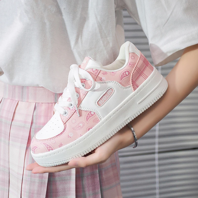 Boat Shoes Woman Sneakers Lace Up Mix Colored Casual Cartoon Shoes Ladies Vulcanized Shoes Flat Sweet Breathable Fashion Female
Boat Shoes Woman Sneakers Lace Up Mix Colored Casual Cartoon Shoes Ladies Vulcanized Shoes Flat Sweet Breathable Fashion Female