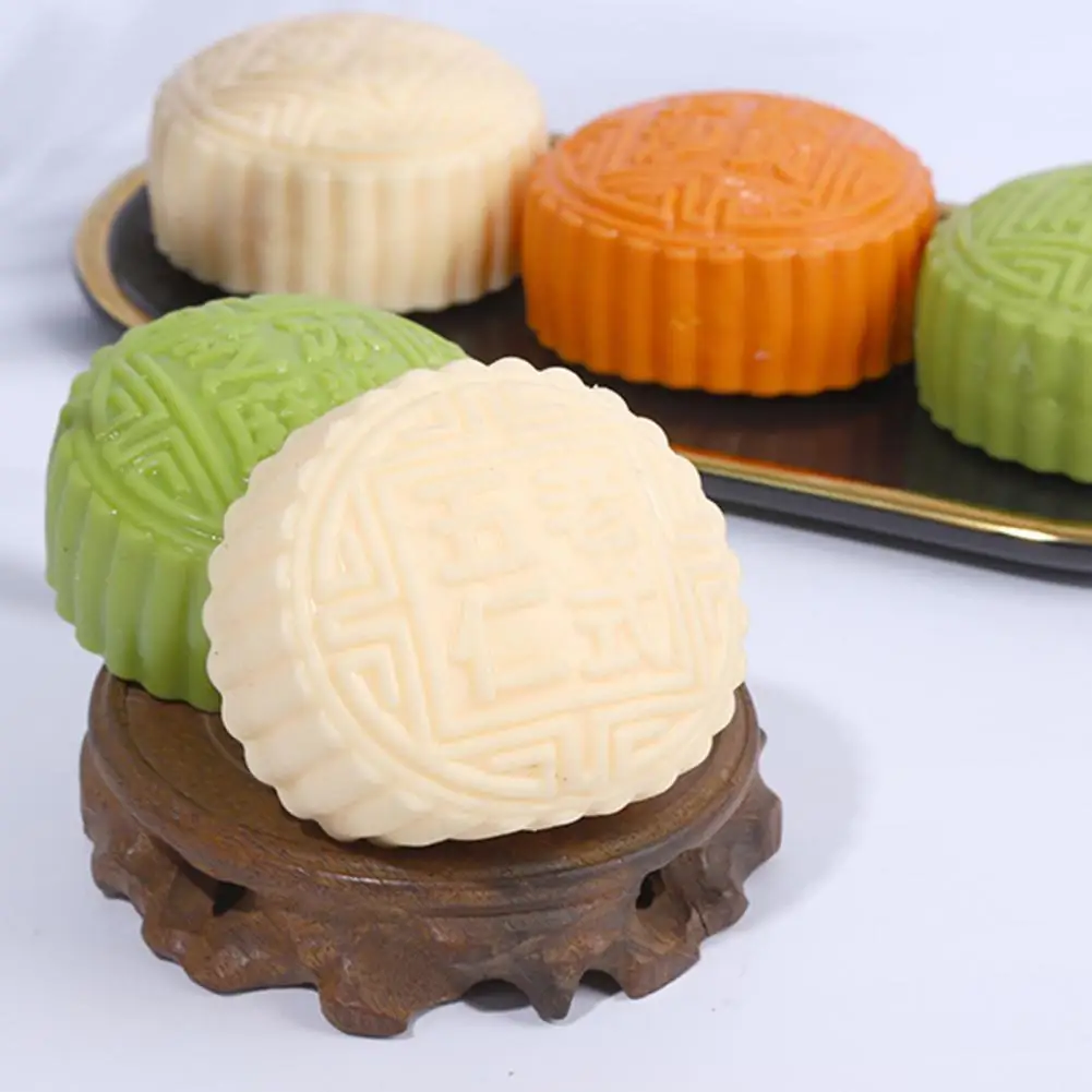 Stress Relief Toy Moon Cake Shape Parent-children Interaction Comfortable to Grip Kids Decompression Fidget Toys Push Bubble
Stress Relief Toy Moon Cake Shape Parent-children Interaction Comfortable to Grip Kids Decompression Fidget Toys Push Bubble