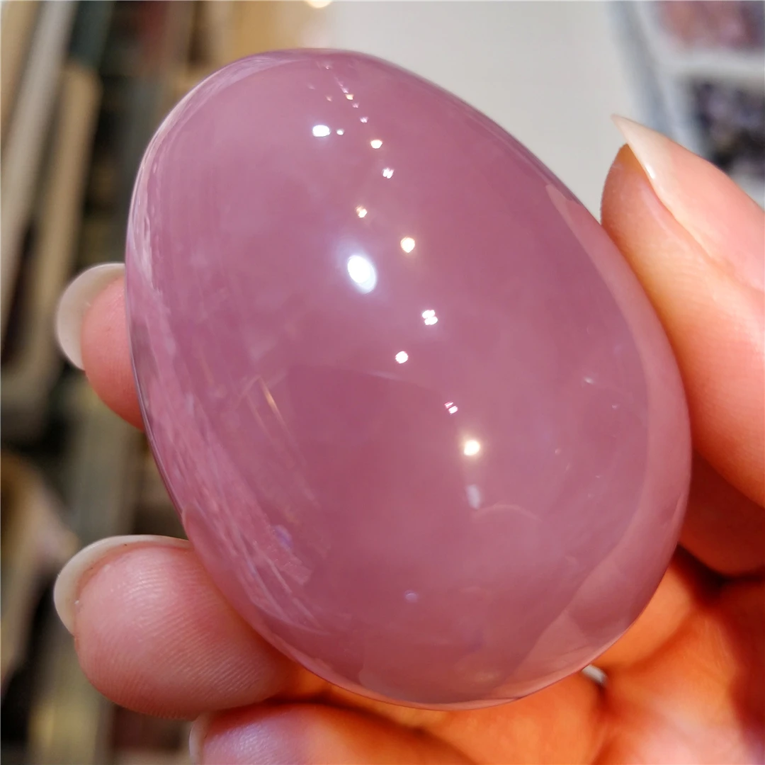 Natural Rose Quartz Pink Crystal Stone Carved Eggs Smooth Skin Beauty Massager Worry Egg Collecting Original Gifts For Woman
Natural Rose Quartz Pink Crystal Stone Carved Eggs Smooth Skin Beauty Massager Worry Egg Collecting Original Gifts For Woman