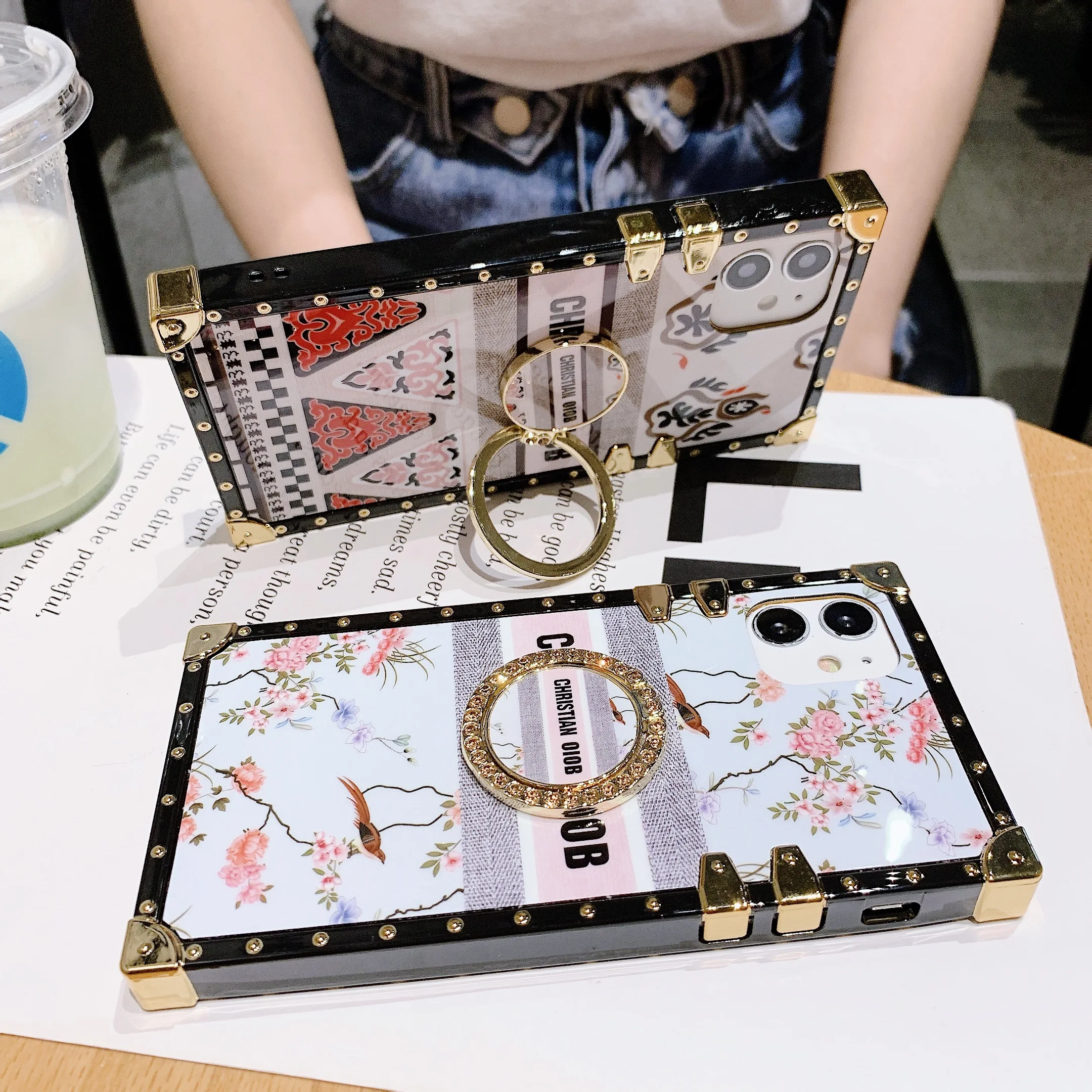 Cute Retro Flower Square Phone Case For Samsung S10 Lite S21 S20s S9 S8 A10e A20e A10s A20s A7 A9 Soft Silicon Phone Back Cover
Cute Retro Flower Square Phone Case For Samsung S10 Lite S21 S20s S9 S8 A10e A20e A10s A20s A7 A9 Soft Silicon Phone Back Cover
