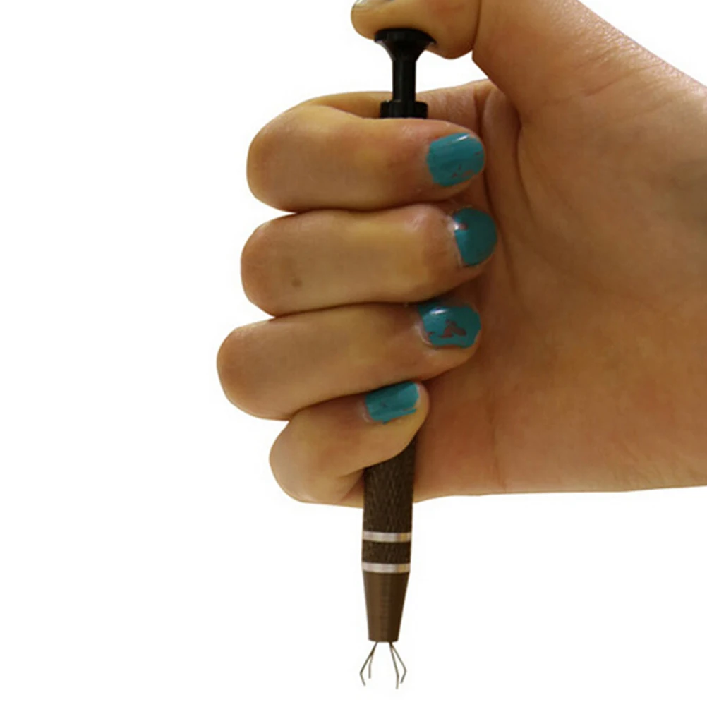 1PC Four Claw Hold Tightly For Catcher IC Chip Component Metal Grabber Elec cian Hand Tools Set Parts Gripper Pick Up Tools
1PC Four Claw Hold Tightly For Catcher IC Chip Component Metal Grabber Elec cian Hand Tools Set Parts Gripper Pick Up Tools