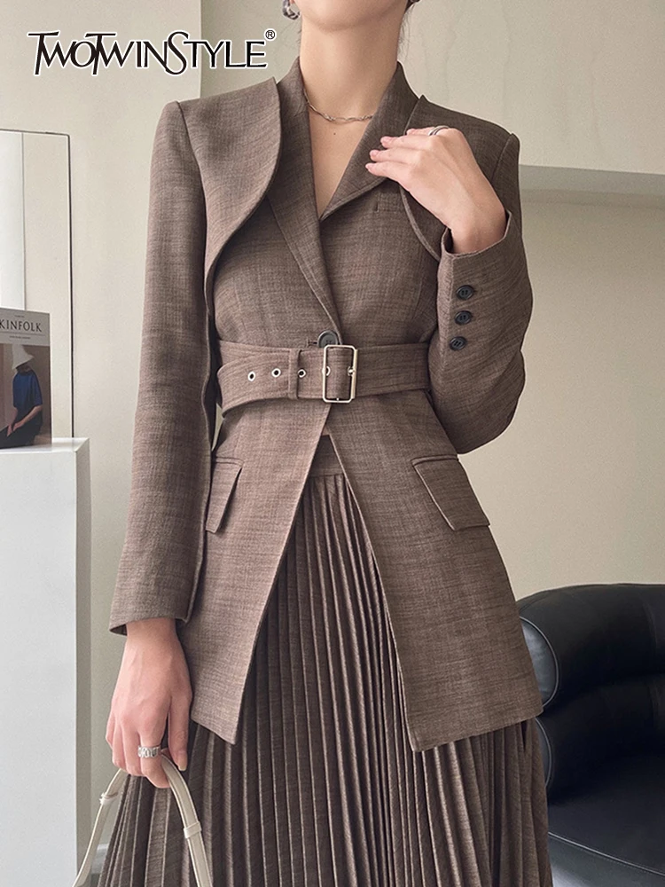 TWOTWINSTYLE, повседневный комплект из двух предметов для женщин, короткое простое Свободное пальто с длинным рукавом, без рукавов, на одной пугов... 
TWOTWINSTYLE, повседневный комплект из двух предметов для женщин, короткое простое Свободное пальто с длинным рукавом, без рукавов, на одной пугов...