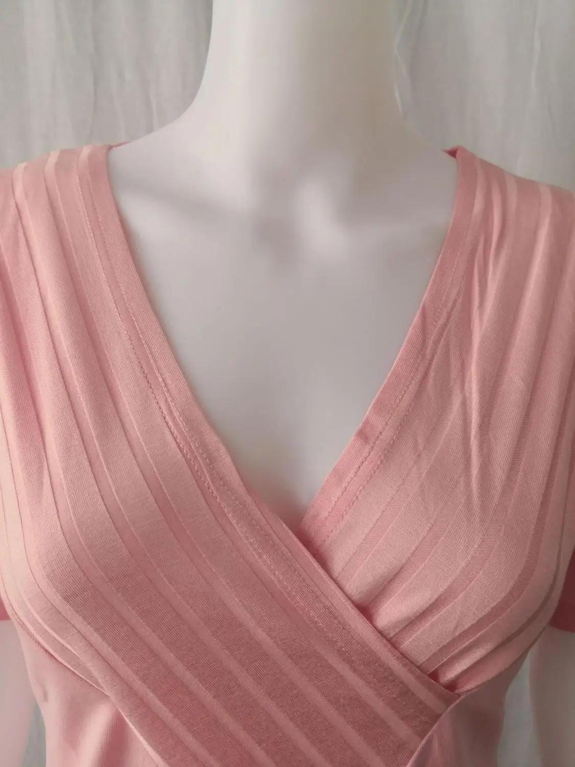 Casual Women Summer T-shirt V-neck Short Sleeve Loose Shirt Solid Color Women Clothes Fashion Summer 2021 Tops Cotton S-5XL
Casual Women Summer T-shirt V-neck Short Sleeve Loose Shirt Solid Color Women Clothes Fashion Summer 2021 Tops Cotton S-5XL