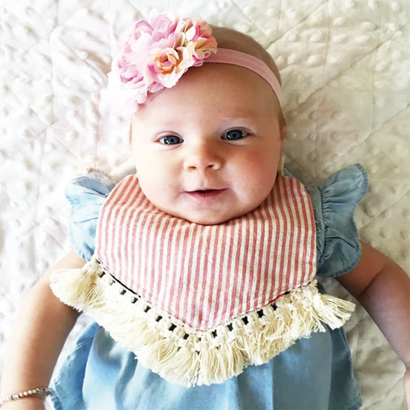 European And American New Cotton Baby Triangle Scarf Ins Fringed Lace Saliva Towel Baby Bib Bib
European And American New Cotton Baby Triangle Scarf Ins Fringed Lace Saliva Towel Baby Bib Bib
