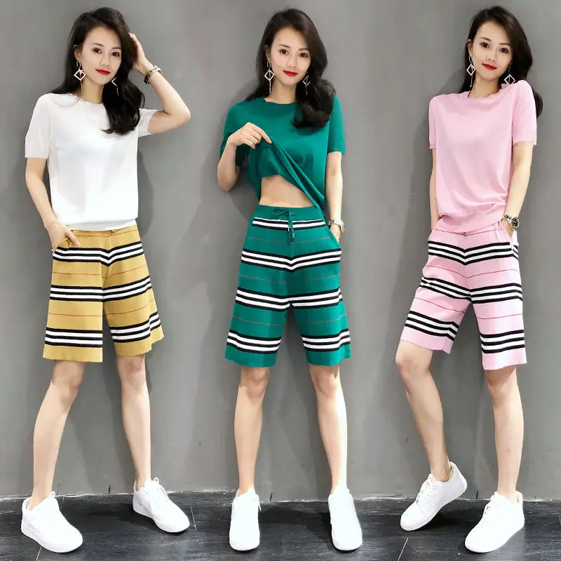 100% Cotton Knit Sweater Short-sleeved Sports Suit Women's Summer Dress New Fashion Shorts Casual Two-piece Suit
100% Cotton Knit Sweater Short-sleeved Sports Suit Women's Summer Dress New Fashion Shorts Casual Two-piece Suit