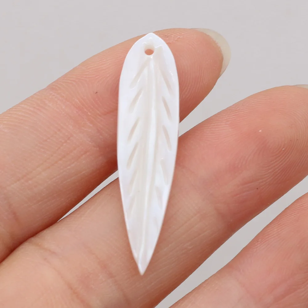 Natural Shell Bead Pendant Necklace Accessories Mother of Pearl Shell Beading Charms for Jewelry Making Bracelet Earrings DIY
Natural Shell Bead Pendant Necklace Accessories Mother of Pearl Shell Beading Charms for Jewelry Making Bracelet Earrings DIY