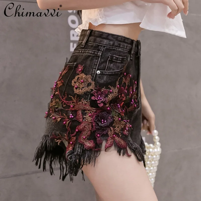Women's Embroidery Denim Shorts High Waist Wide Leg Hot Pants Female Summer Slim Thin Ripped Fashion Jean Shorts 
Women's Embroidery Denim Shorts High Waist Wide Leg Hot Pants Female Summer Slim Thin Ripped Fashion Jean Shorts