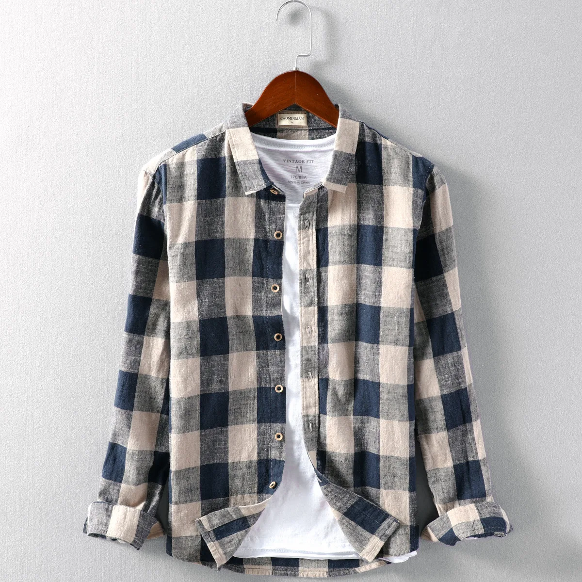 turn 2021 men's down collar long sleeve plaid shirts vintage style linen cotton casual shirts men red blue khaki summer shirts
turn 2021 men's down collar long sleeve plaid shirts vintage style linen cotton casual shirts men red blue khaki summer shirts
