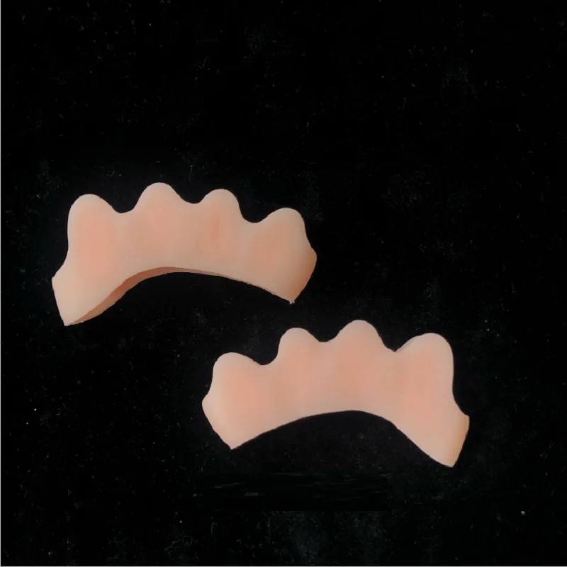 Five-Hole Toe Separator Silicone Medical Toe Valgus Corrector Clamp Feet To Correct Toes
Five-Hole Toe Separator Silicone Medical Toe Valgus Corrector Clamp Feet To Correct Toes