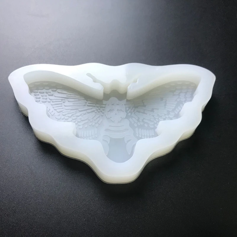 Moth Keychain Epoxy Resin Mold Necklace Pendant Silicone Mould DIY Crafts Jewelry Casting Tools N84D
Moth Keychain Epoxy Resin Mold Necklace Pendant Silicone Mould DIY Crafts Jewelry Casting Tools N84D